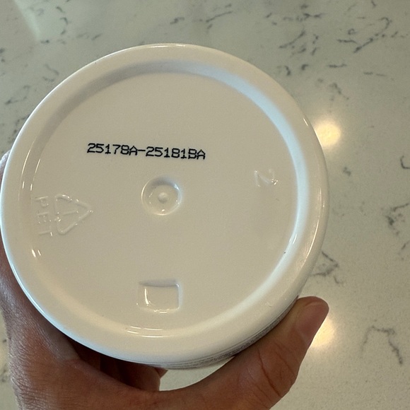 OLAPLEX Rich Hydration Mask - Picture 4 of 7